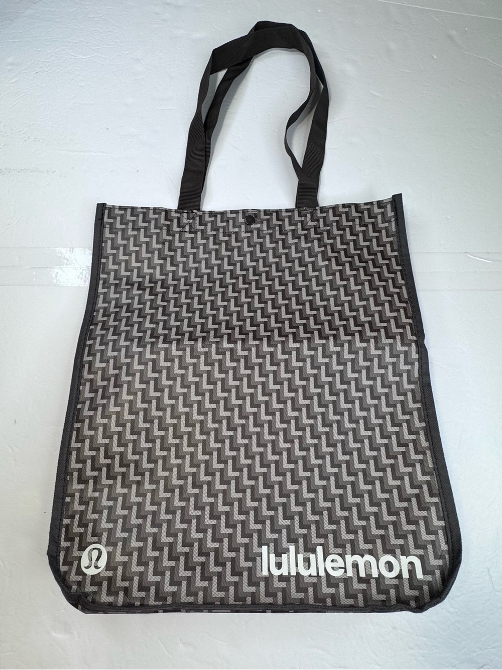 Lululemon Reusable Shopping Tote Bag Gray Black Geometric Logo Approx. 15x14x6